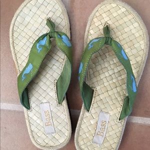 Bass Green Blue Whale Flip Flops Size 6